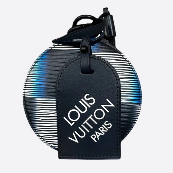 Rare Louis Vuitton
Blue Damier Rush Soft Polochon PM - Picture 8 of 12